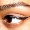 Makeup 101: How to draw a winged liner