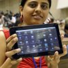 Indian Aakash Tablet PC vs OLPC
